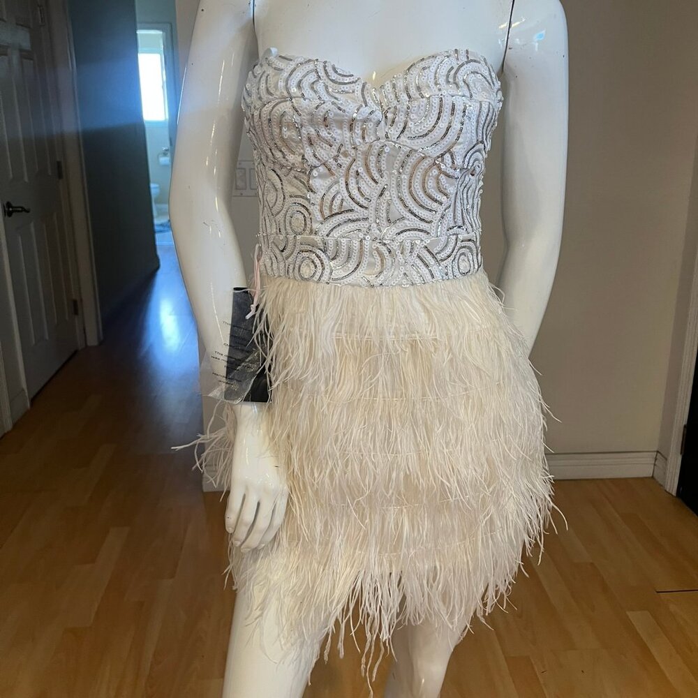 Y2K NWT BEBE ISIS STRAPLESS SEQUIN FEATHER DRESS SIZE S SMALL - Picture 1 of 6